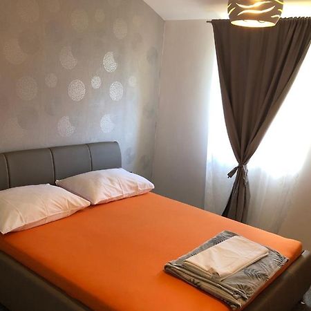 Apartmani BM Biograd Na Moru Bagian luar foto