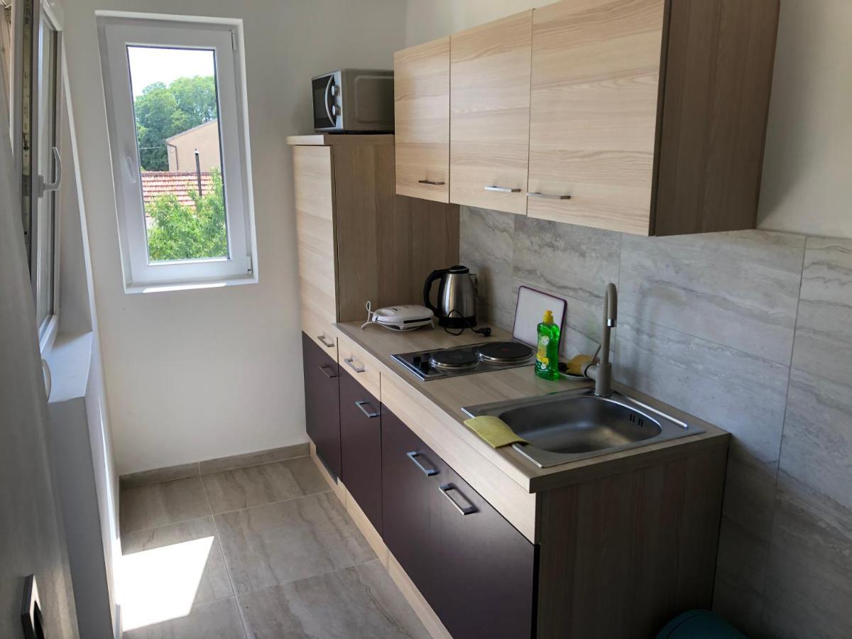 Apartmani BM Biograd Na Moru Bagian luar foto