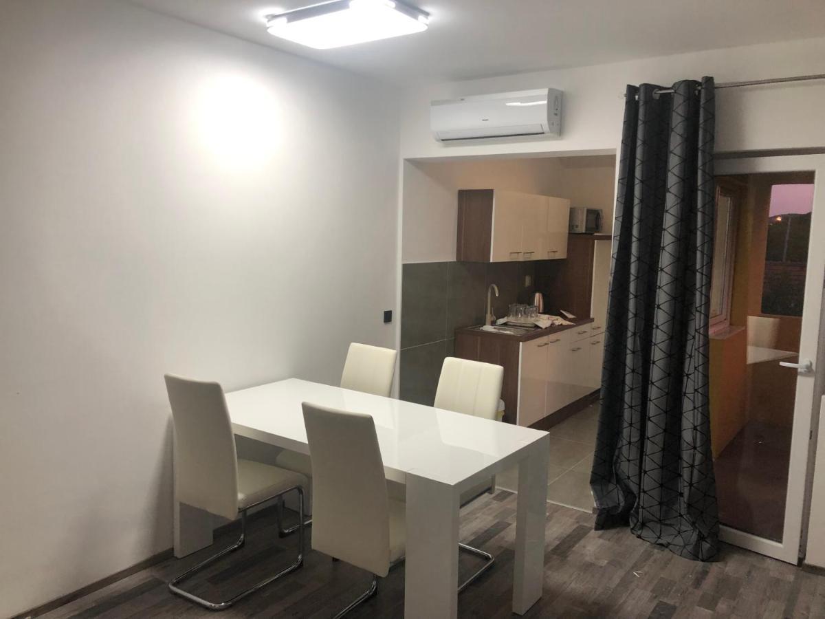 Apartmani BM Biograd Na Moru Bagian luar foto