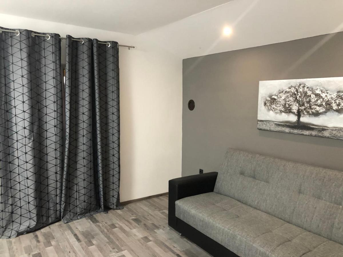 Apartmani BM Biograd Na Moru Bagian luar foto